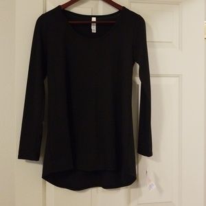 NWT XS Black Lynnae